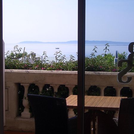 Hotel Beau Soleil Le Lavandou Buitenkant foto