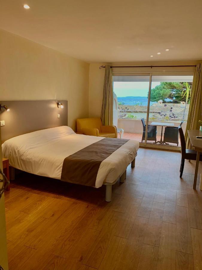 Hotel Beau Soleil Le Lavandou Buitenkant foto