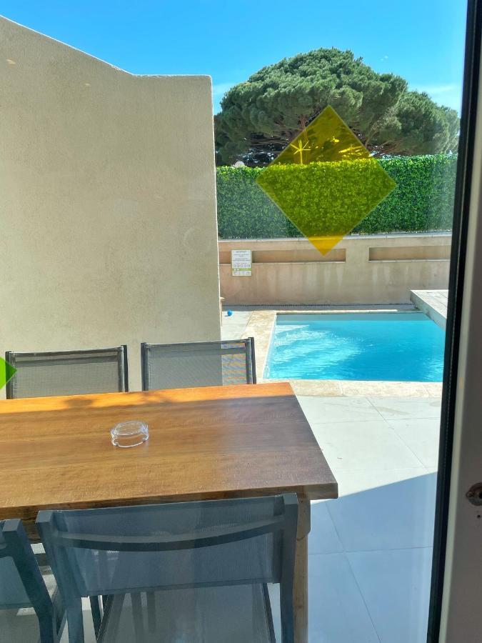 Hotel Beau Soleil Le Lavandou Buitenkant foto