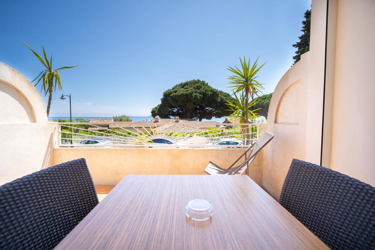 Hotel Beau Soleil Le Lavandou Buitenkant foto