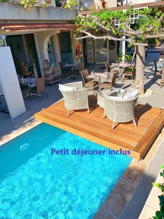 Hotel Beau Soleil Le Lavandou Buitenkant foto