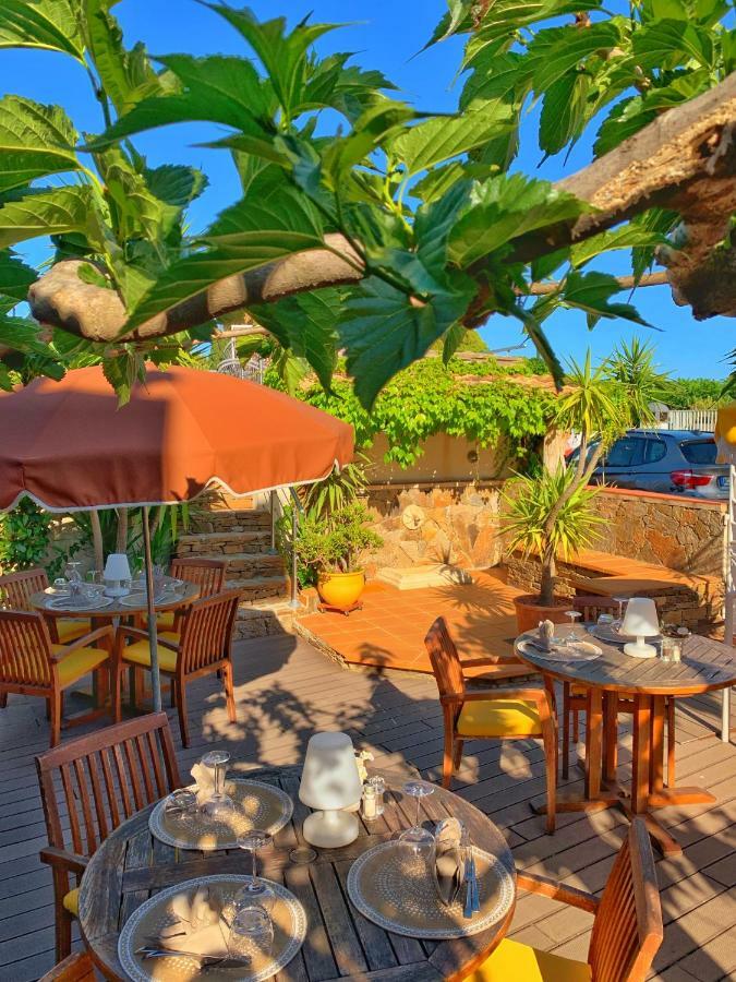 Hotel Beau Soleil Le Lavandou Buitenkant foto